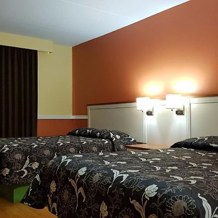 המילטון Budget Inn 2000 מראה חיצוני תמונה