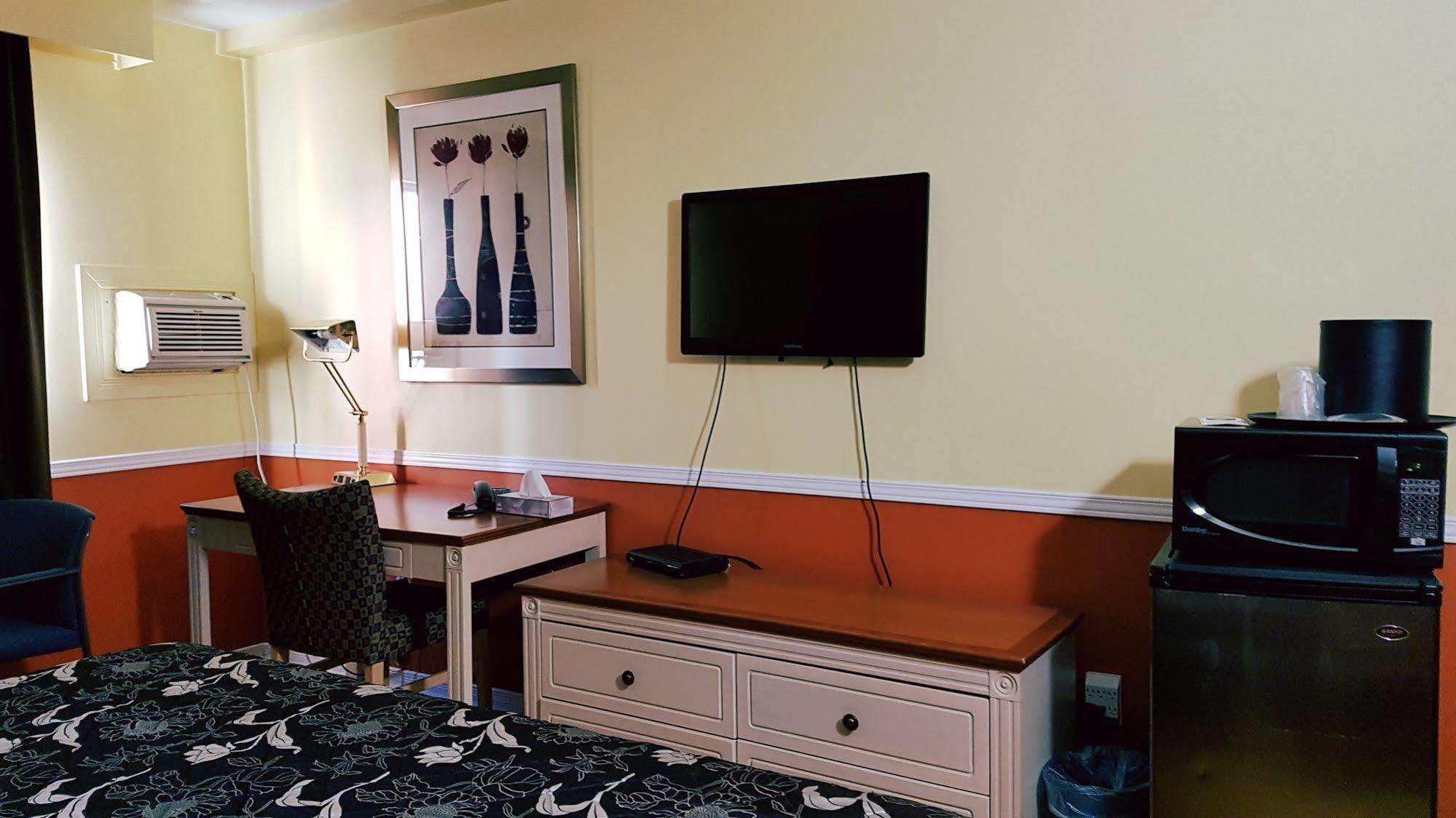 המילטון Budget Inn 2000 מראה חיצוני תמונה